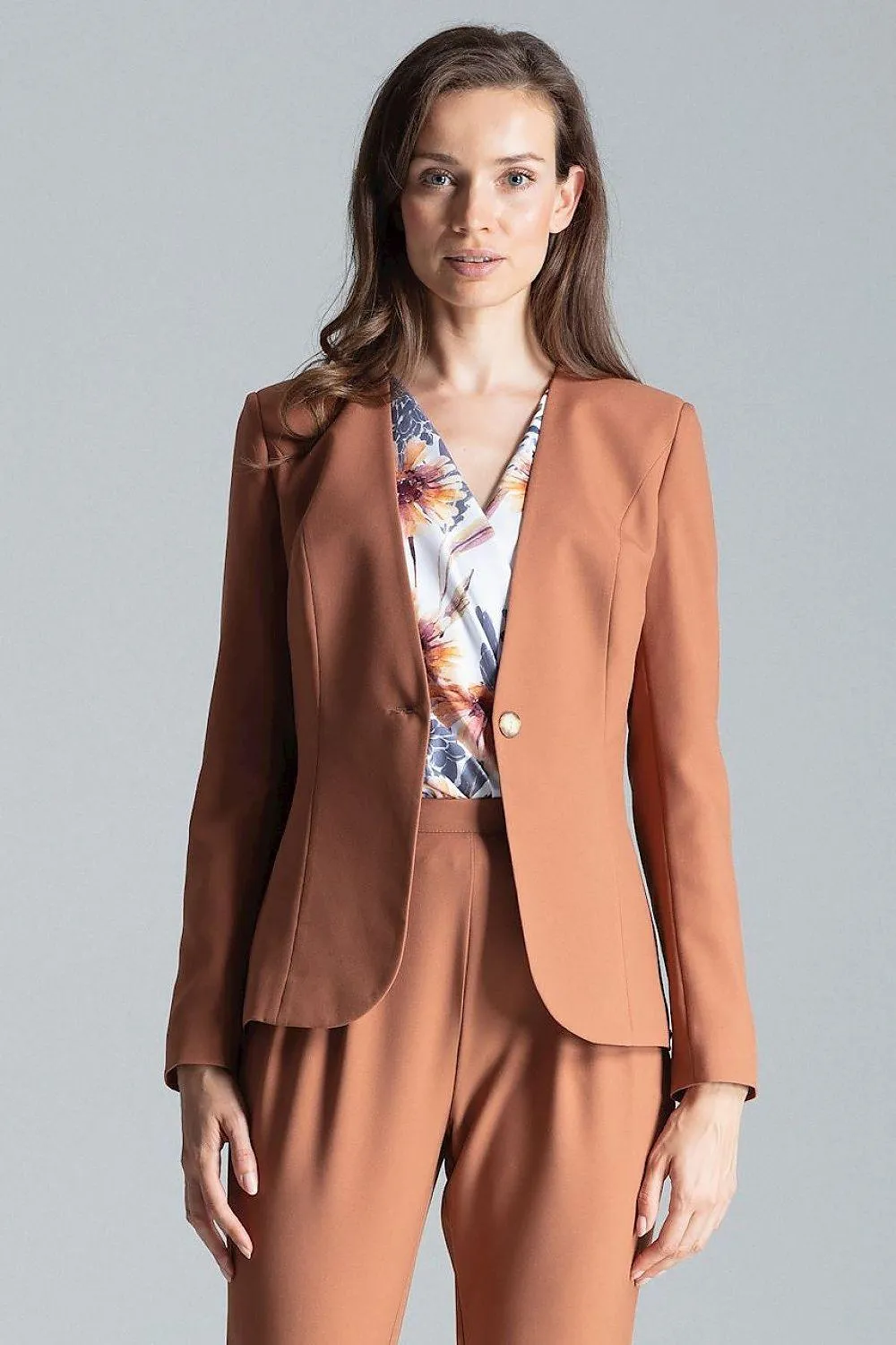 Chic Tailored Patterned Blazer with Waist Definition