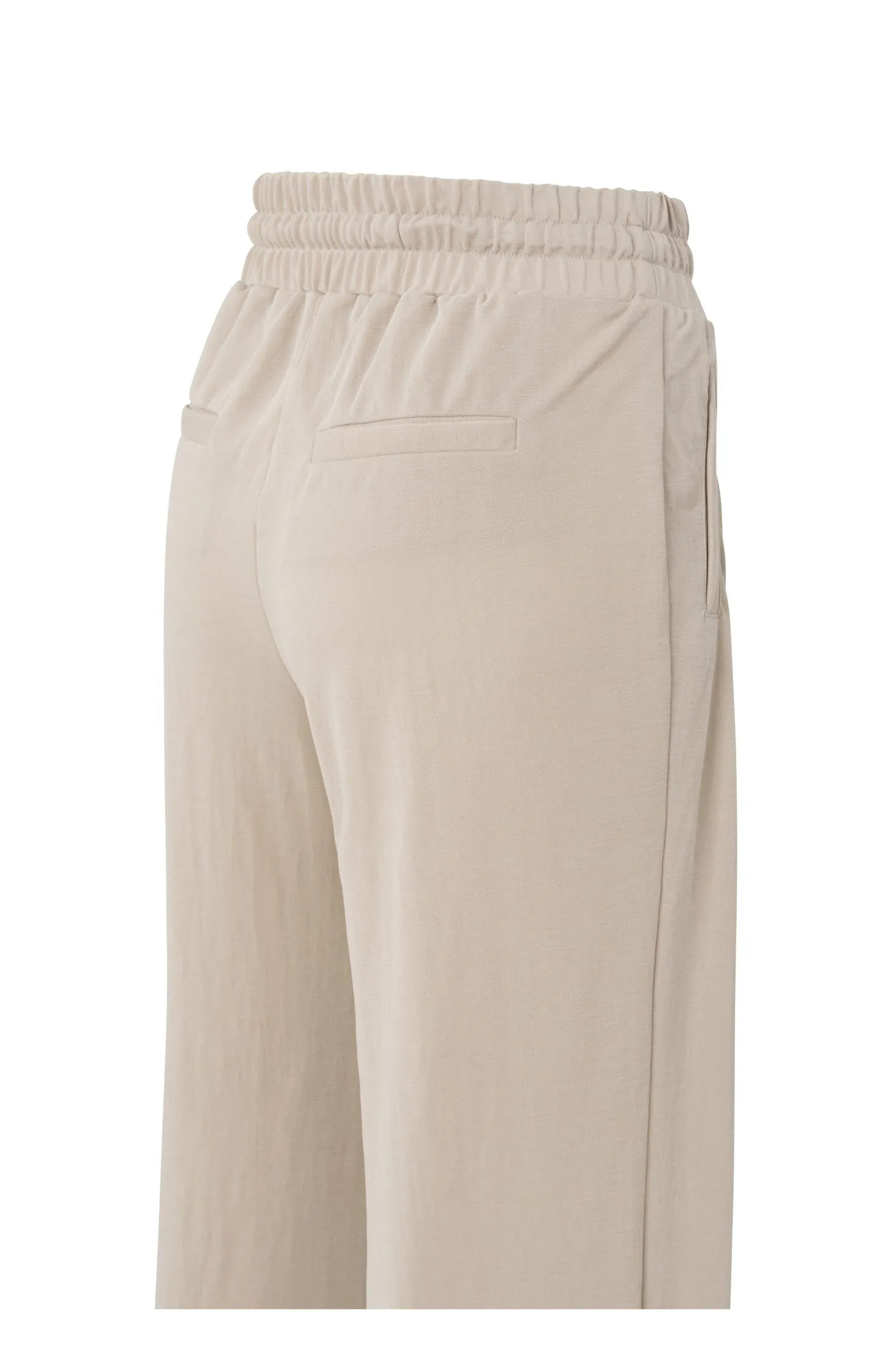 Comfortable trousers with elastic waistband and buttons