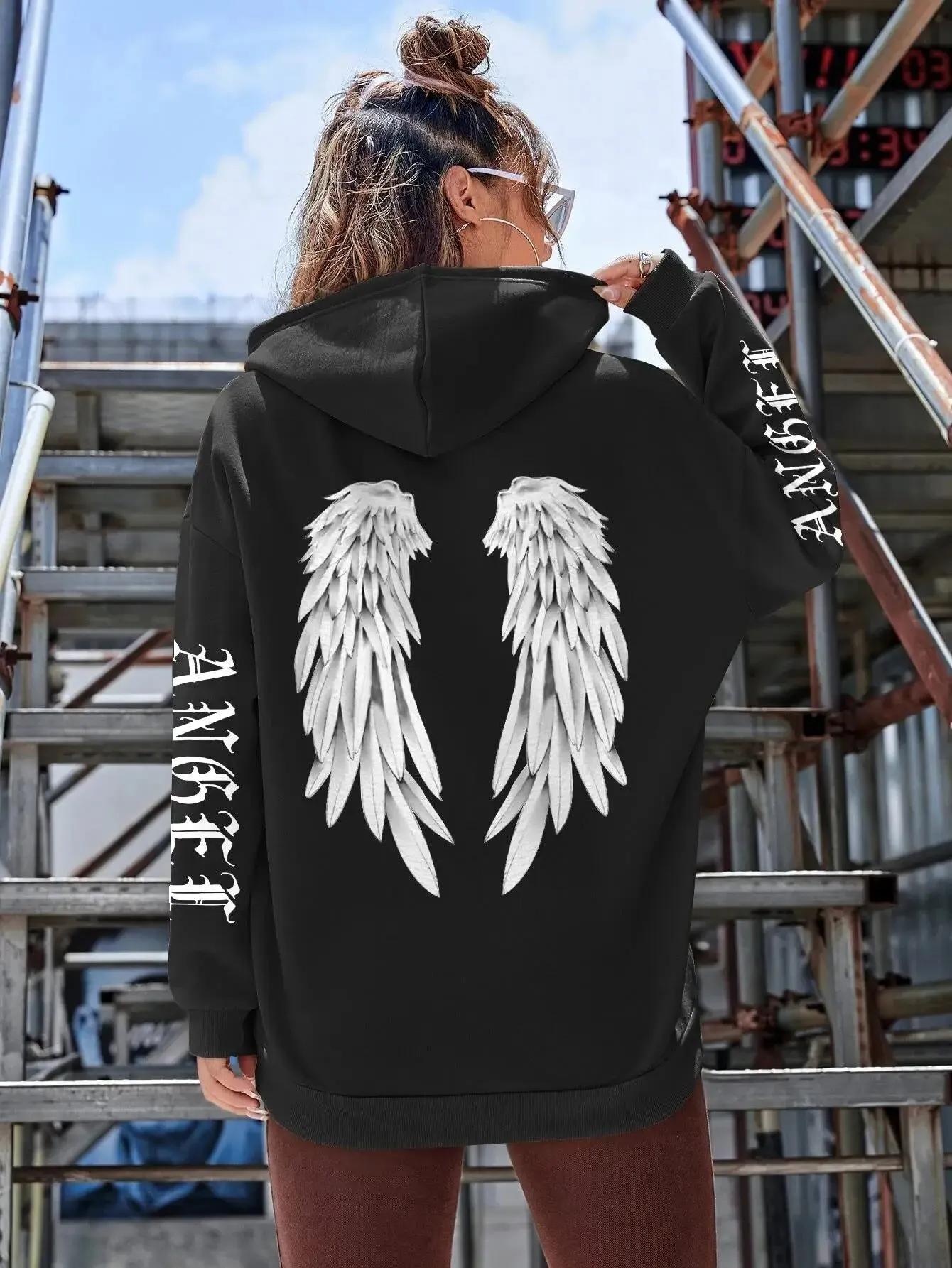 Ivyshape | Casual Hoodie with Wing Print for Women