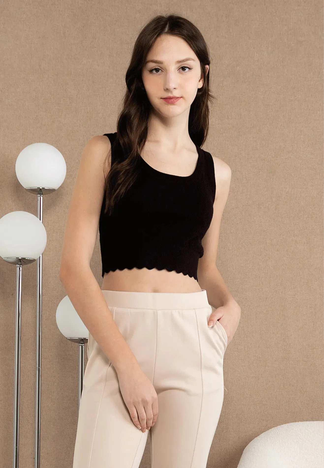 VOIR JEANS Scalloped Hem Knit Crop Top